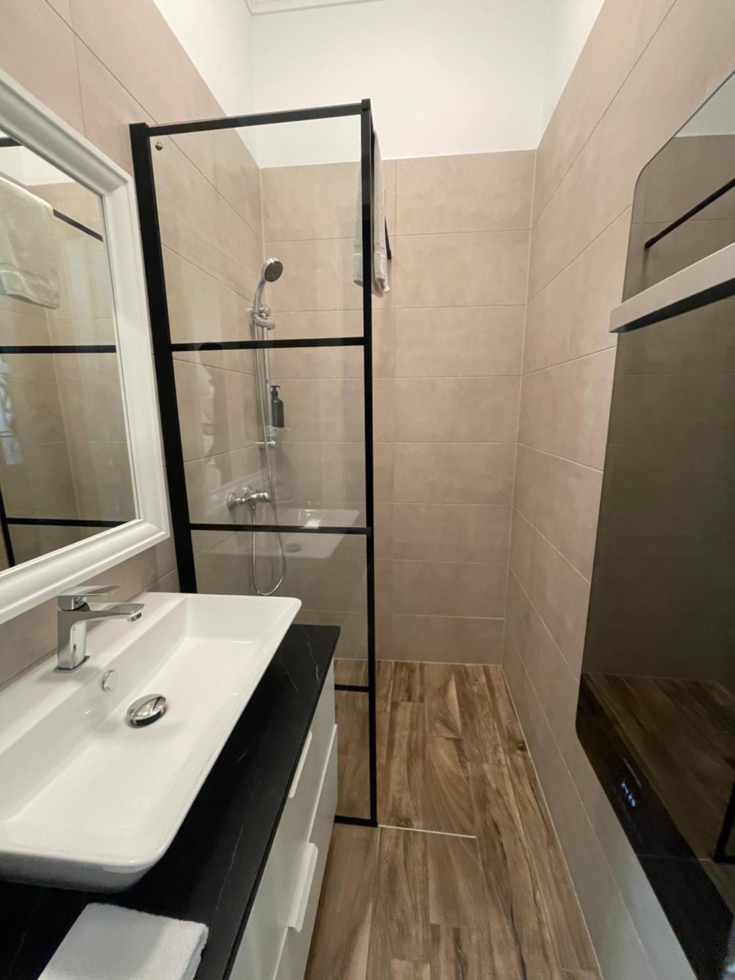 Sophie 1 Apartment Будапеща Екстериор снимка